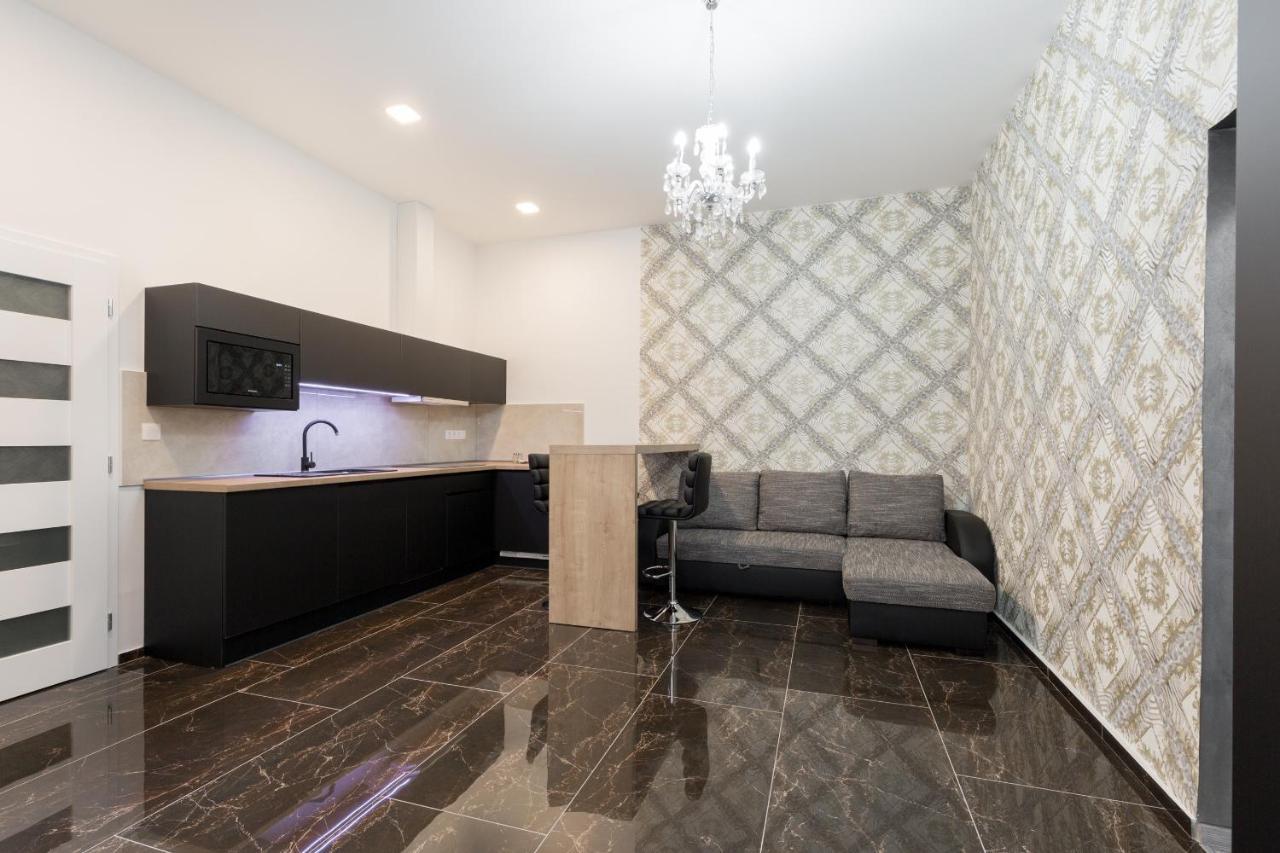 The H4 Executive Apartment *